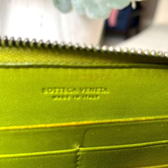 💚💛 Bottega Veneta Wallet - Picture 7 of 9